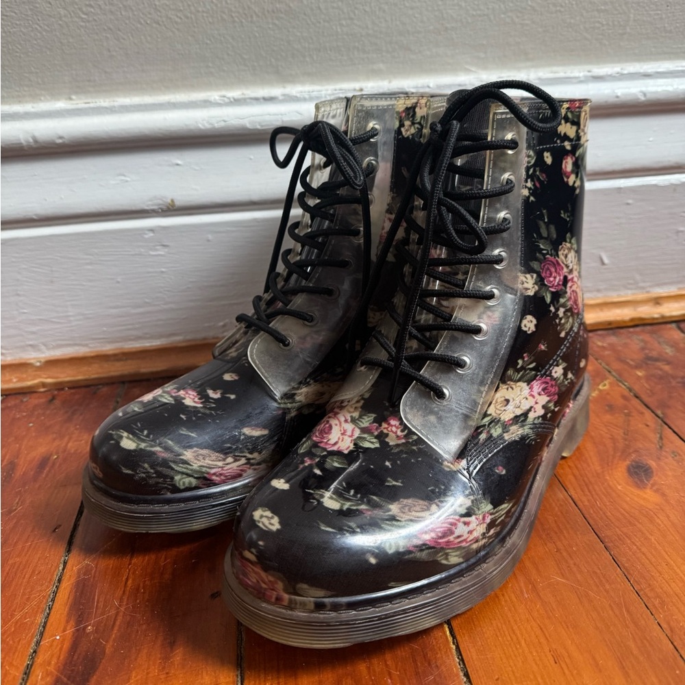 Simon Chang Black Floral Winter Boots